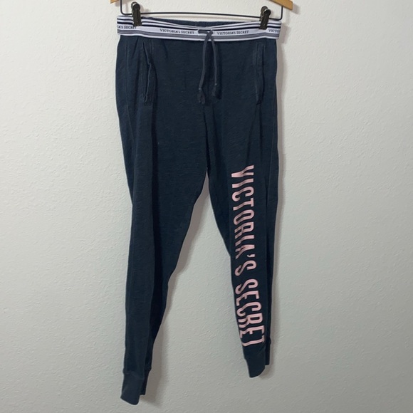 🐚Victoria's Secret Grey Joggers with Pink Logo up the left leg! - Picture 2 of 12